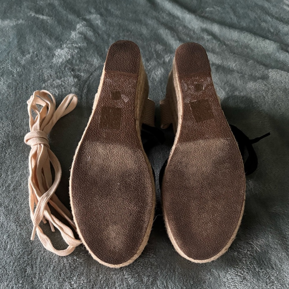 Journee Collection Black and Beige Espadrille Lace-up Wedges - Picture 7 of 12